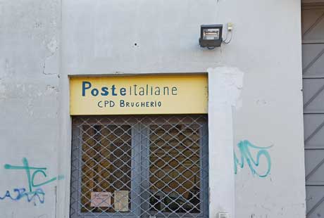 Posta Via Enrico Fermi